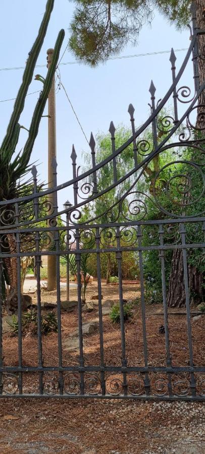 Casolare Del Toscano Country Rooms Caltagirone Exterior foto